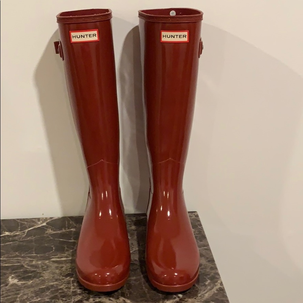 hunter rainboots s6….. good condition